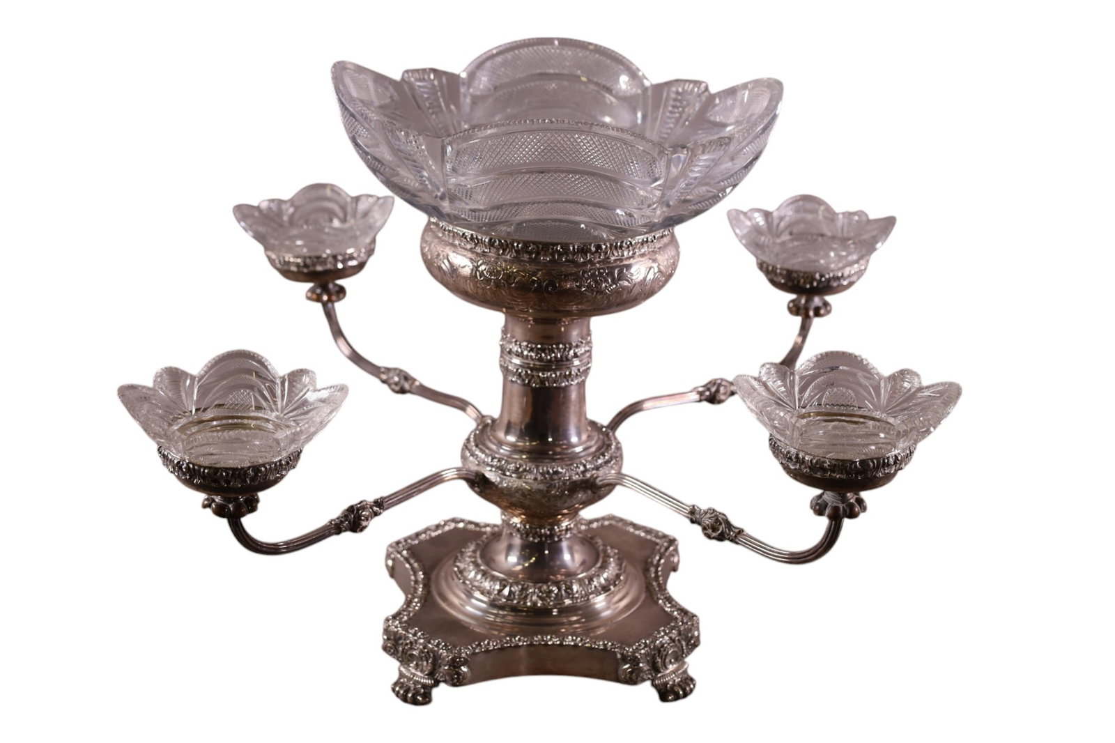 LARGE VICTORIAN SILVERPLATE CENTERPIECE (1 of 8)
