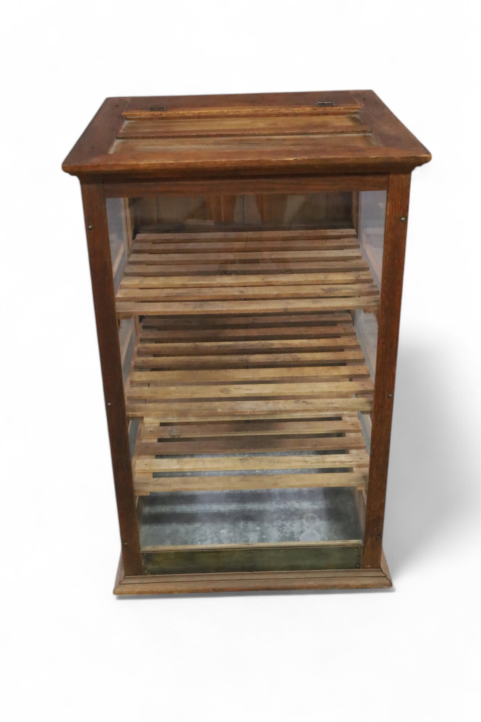 COUNTRY STORE PIE SHOWCASE (1 of 5)