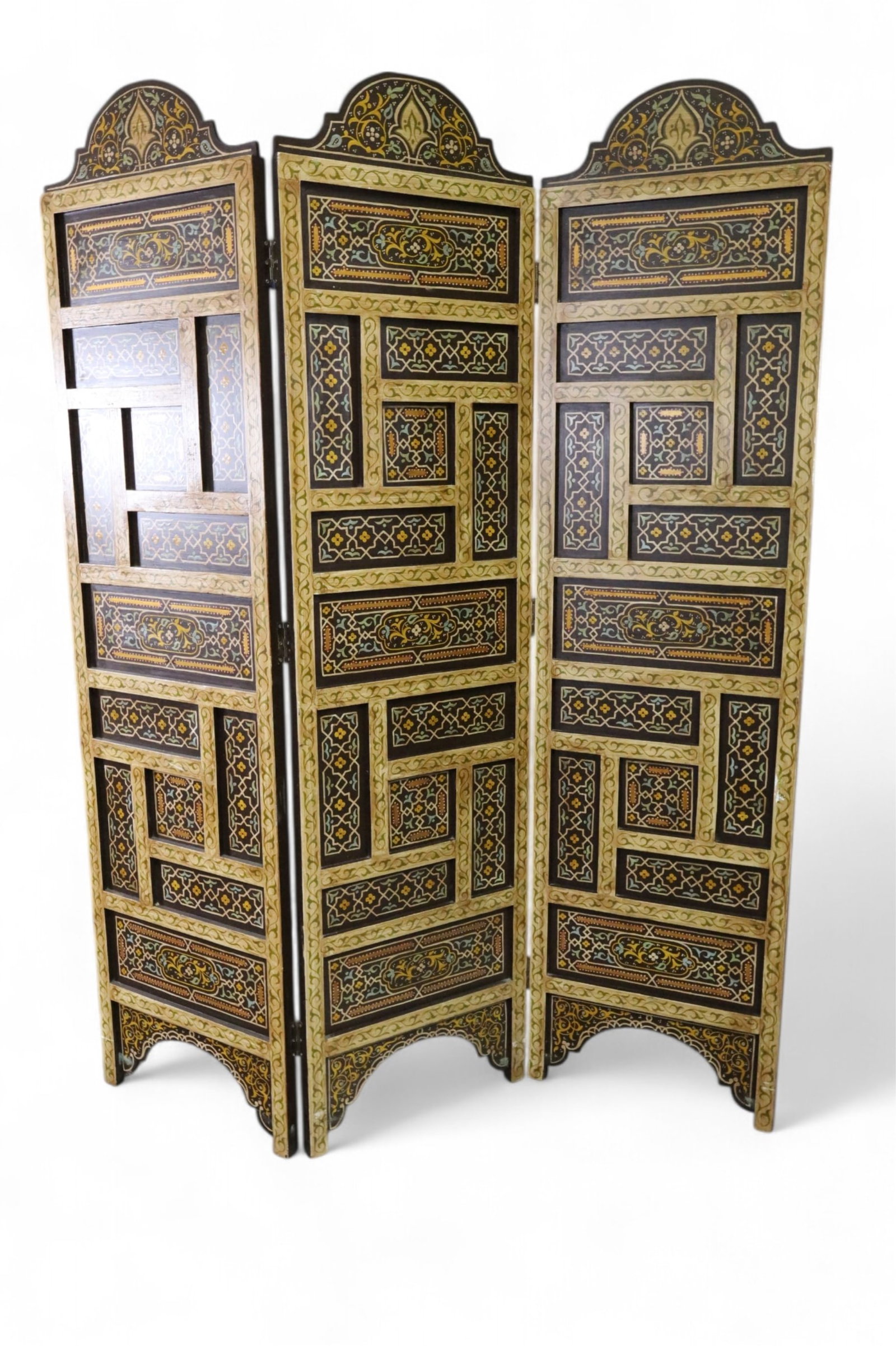 PAINTED ROOM DIVIDER (1 of 2)