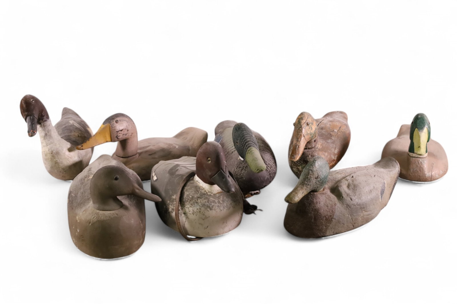 8 DUCK DECOYS (1 of 3)