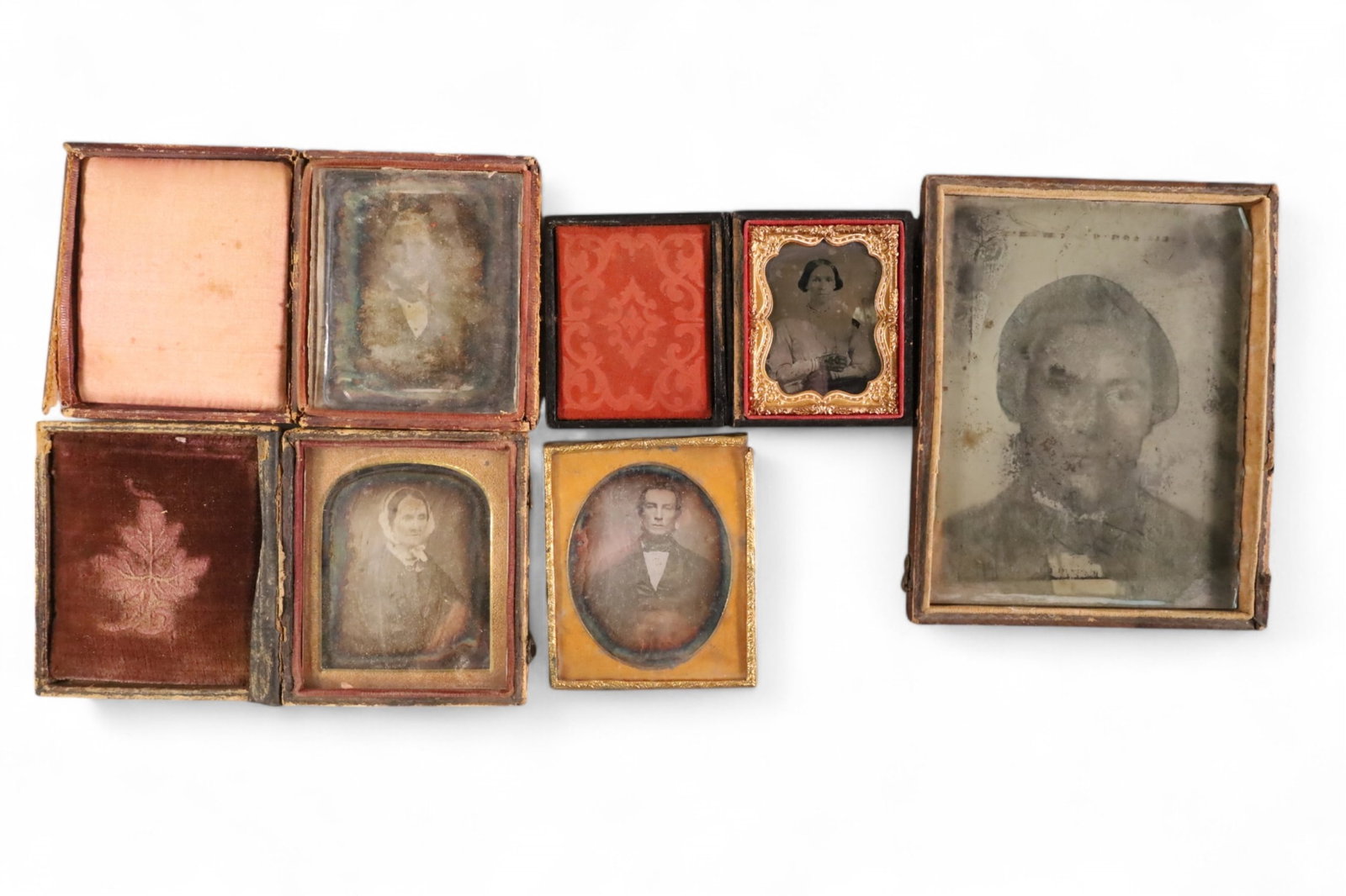 5 DAGUERREOTYPES & TIN TYPES (1 of 5)