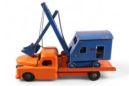 STRUCTO EQUIPMENT HAULER