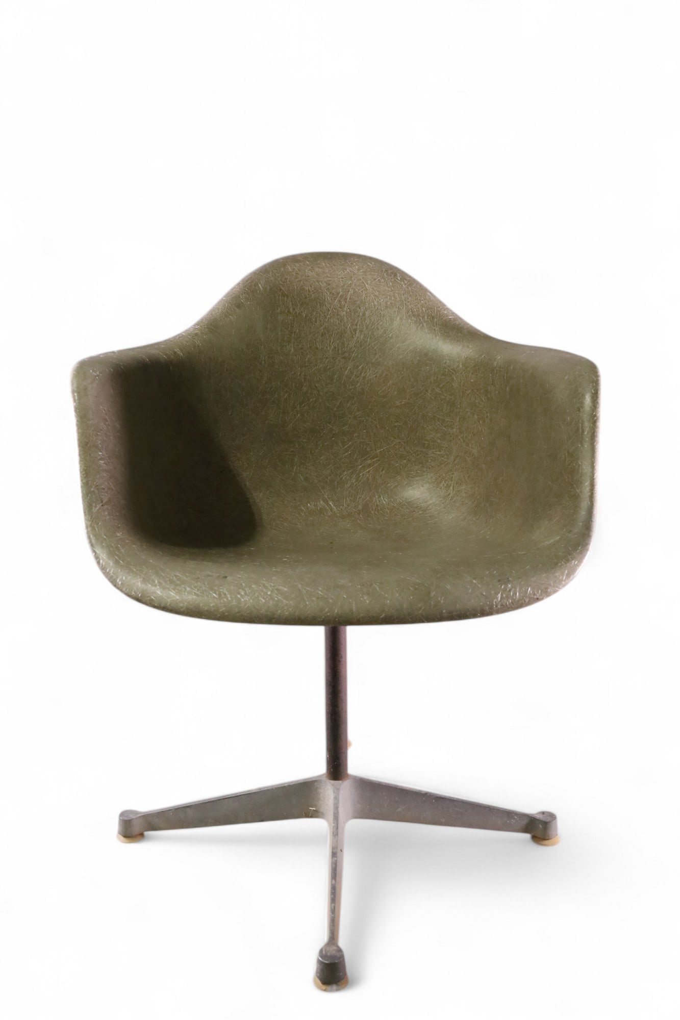 CHARLES EAMES FOR HERMAN MILLER BUCKET CHAIR (1 of 5)