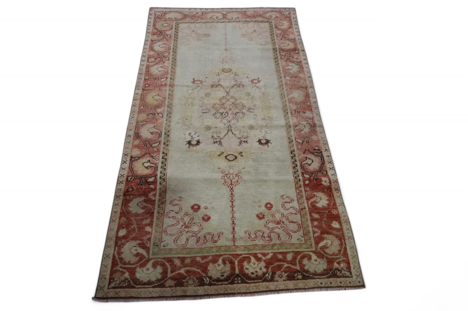 APPROX 6' 3" x 3' 2" HANDMADE WOOL RUG (1 of 4)