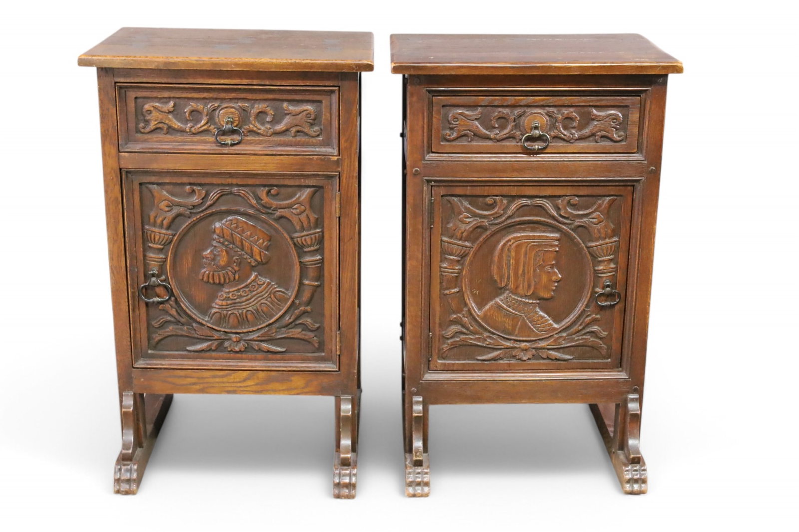 PAIR OF SPANISH STYLE NIGHTSTANDS (1 of 5)