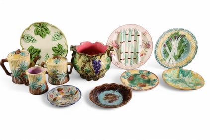 GROUPING OF MAJOLICA