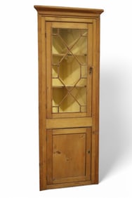 PRIMITIVE PINE CORNER CABINET