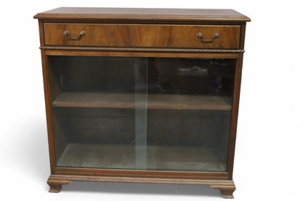 1940'S MAHOGANY SLIDING DOOR BOOKCASE
