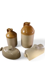 4 PIECES OF STONEWARE OR CROCKERY
