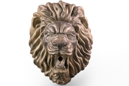 PLASTER LION FOUNTAIN HEAD