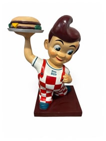 4 1/2 FOOT TALL BOB'S BIG BOY FIBERGLASS FIGURE