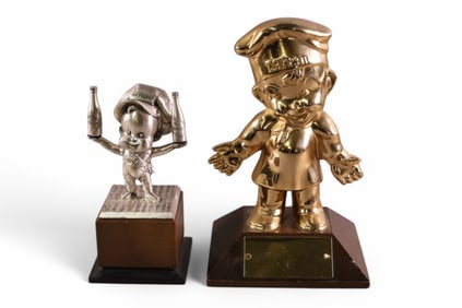 2 ADVERTISING FIGURAL AWARD STATUES