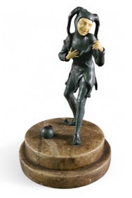 ART DECO FIGURE