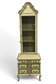 PAINTED FINISH CURIO CABINET
