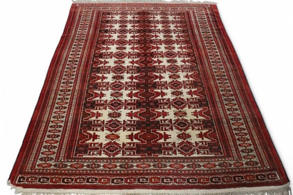 APPROX 5' x 6' 4" HANDMADE WOOL RUG