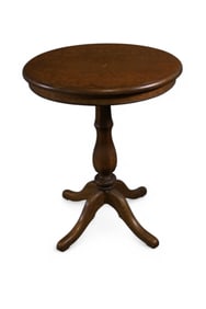 AMERICAN OAK LAMP TABLE