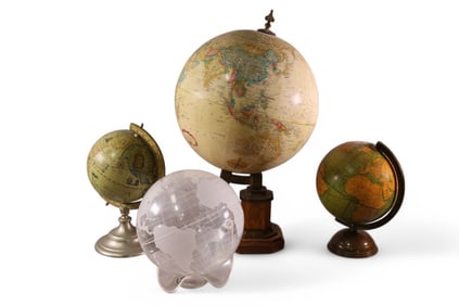 LOT OF 4 GLOBES