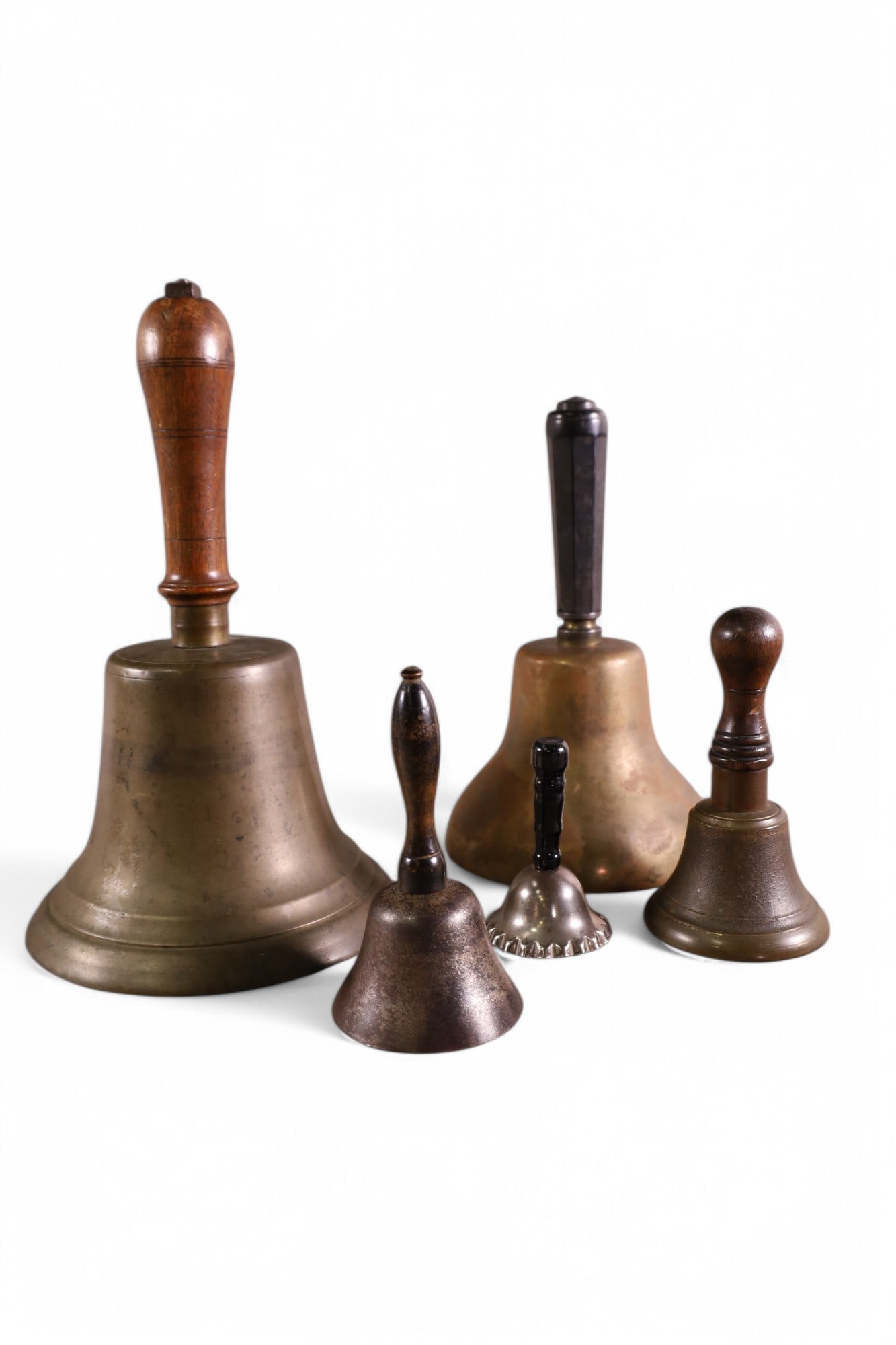 5 ANTIQUE DINNER OR SCHOOL BELLS (1 of 3)