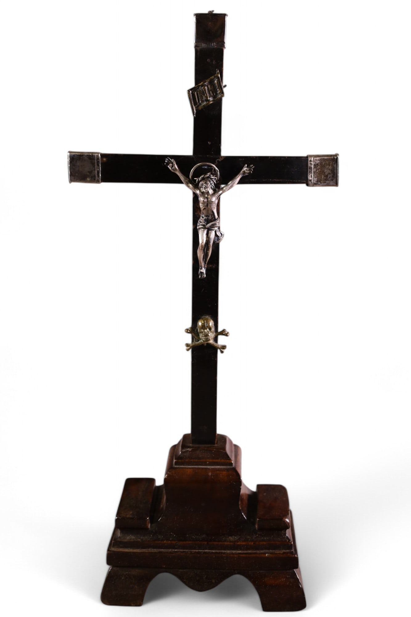 16TH CENTURY ITALIAN CRUCIFIX (1 of 4)