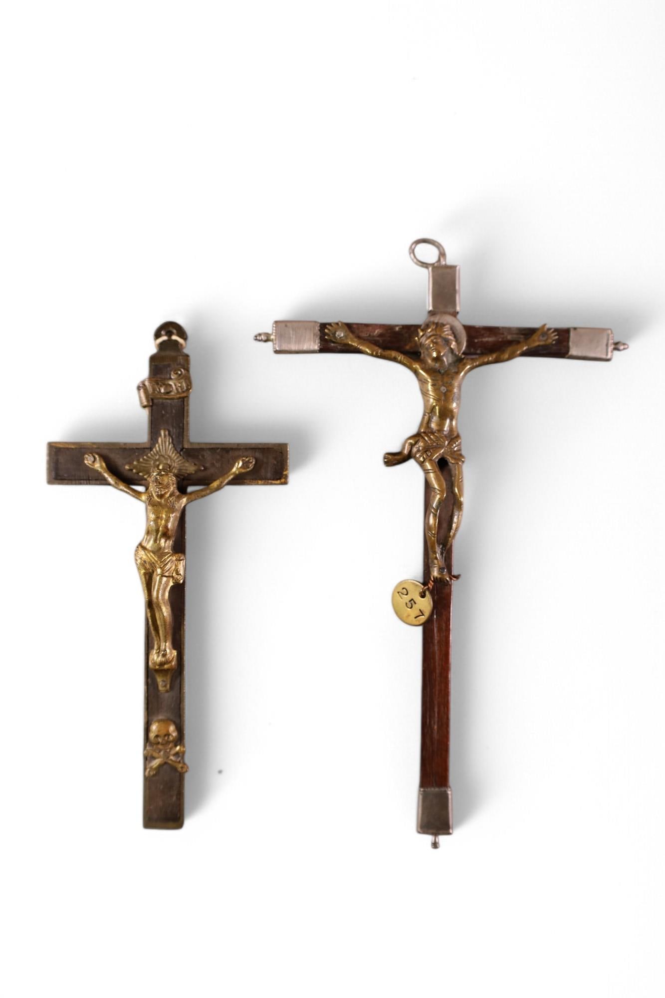 2 SMALL CRUCIFIXES (1 of 5)
