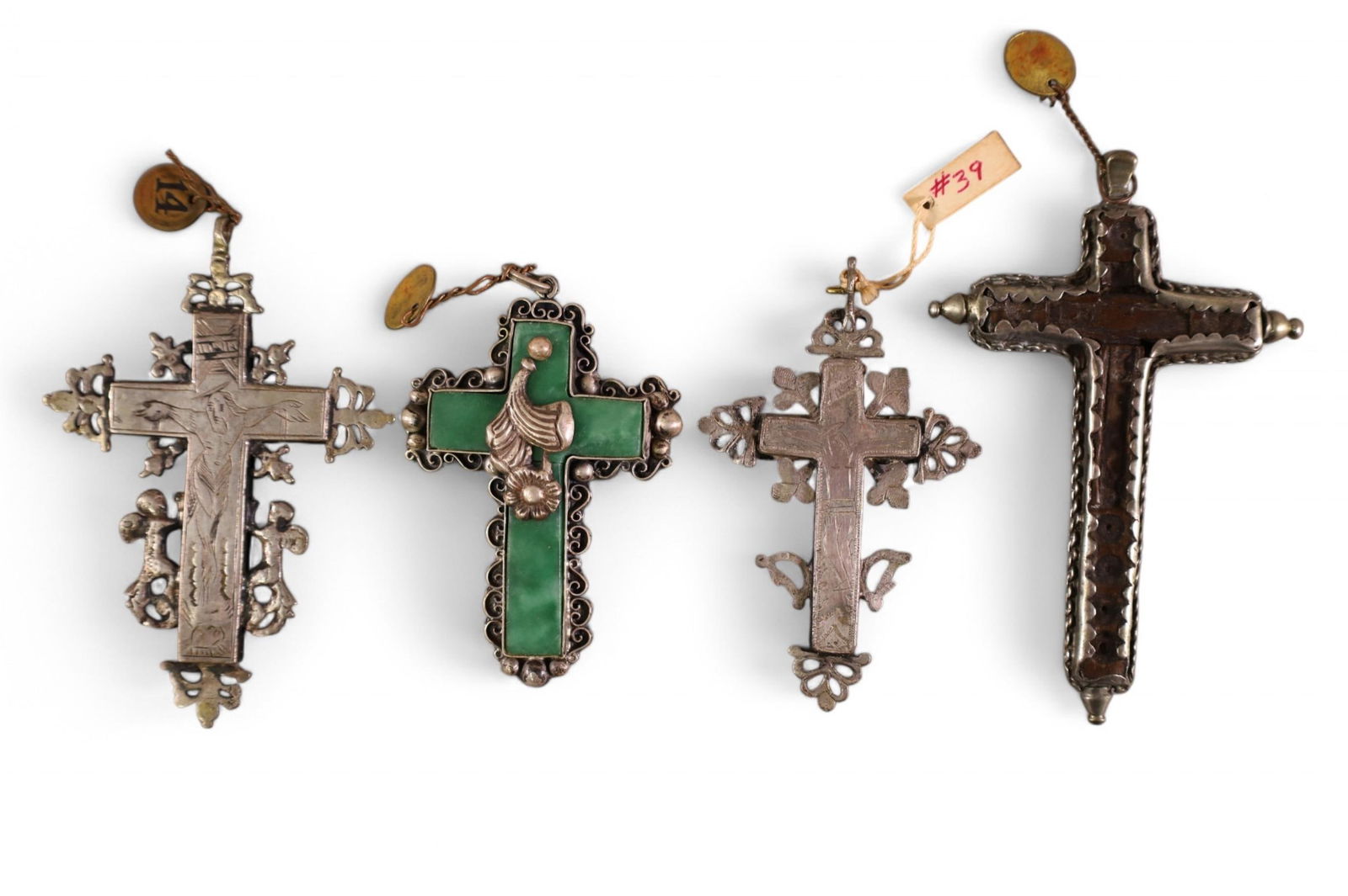 4 SILVER CROSSES (1 of 9)