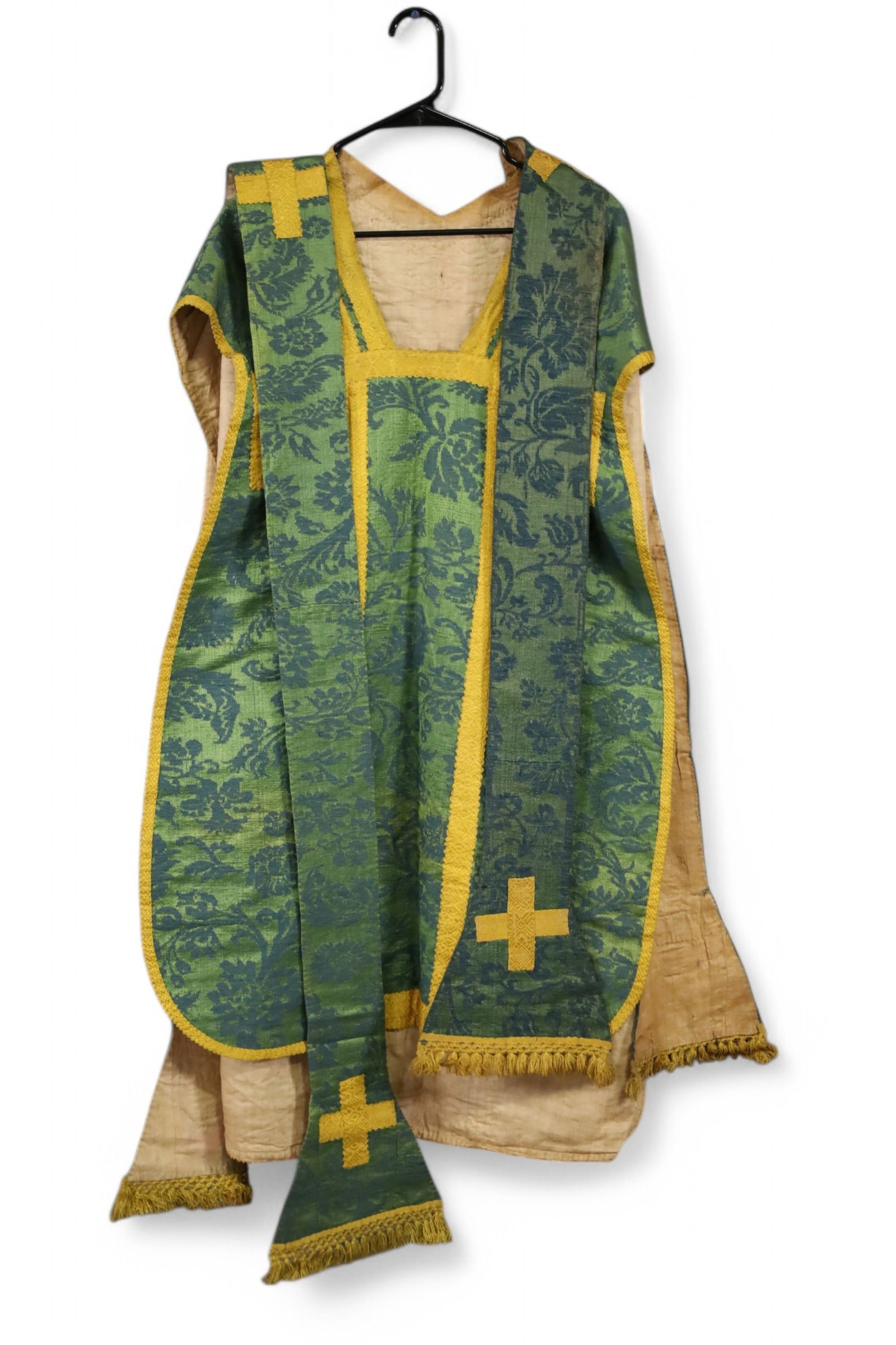 3 PIECE CATHOLIC VESTMENT (1 of 2)