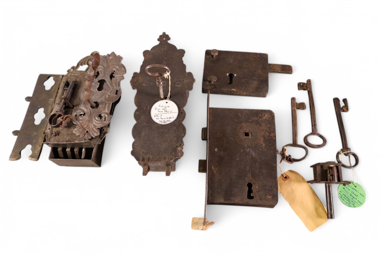 COLLECTION OF ANTIQUE LOCKS & KEYS (1 of 6)