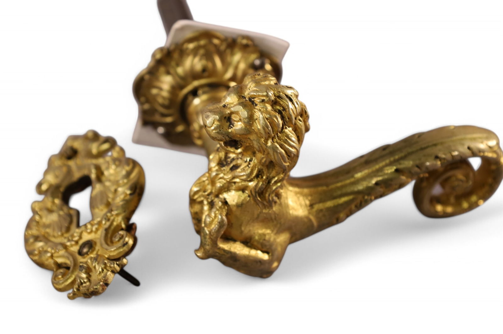 19TH CENTURY DOOR HANDLE (1 of 4)