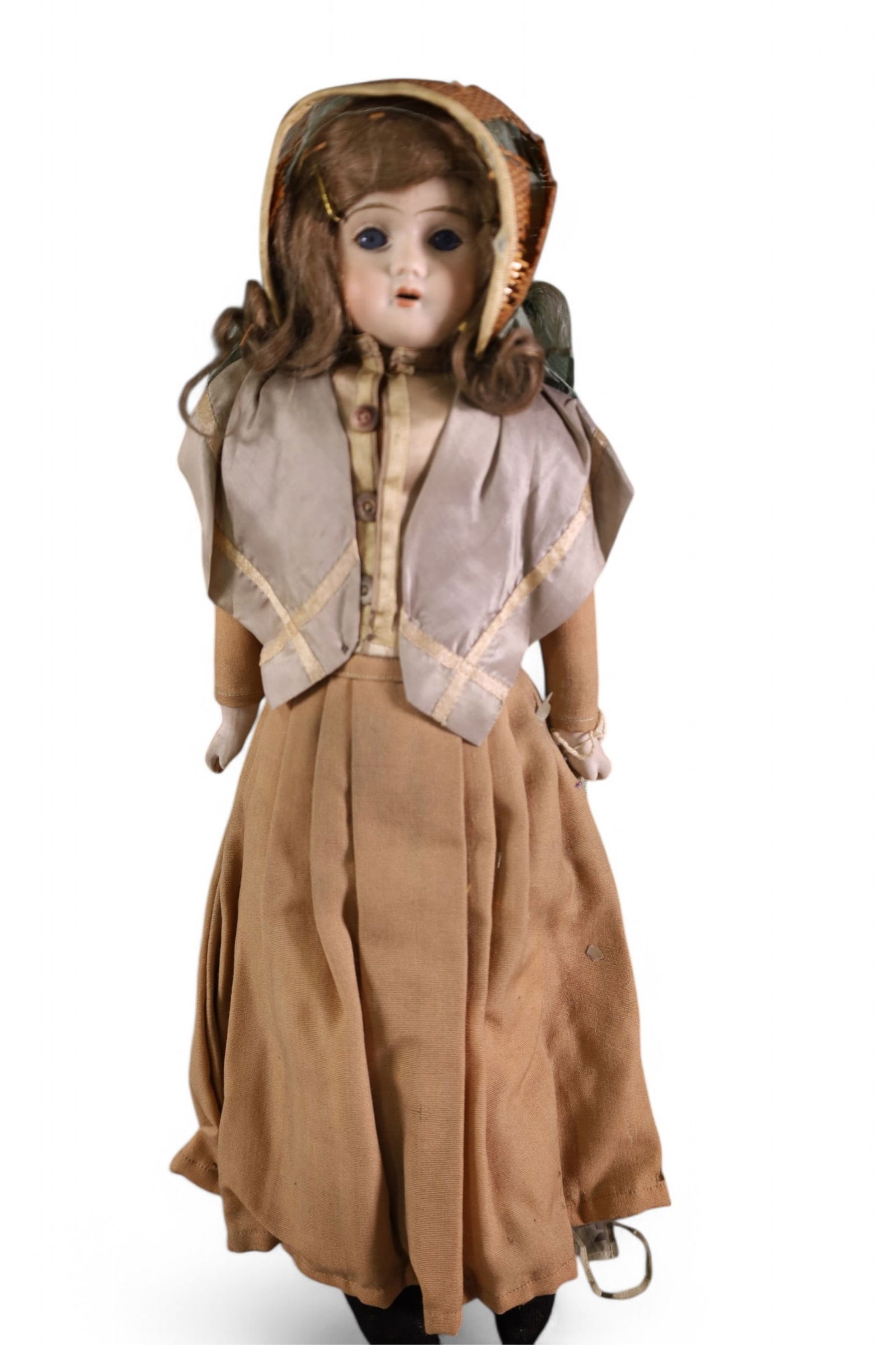ANTIQUE DOLL (1 of 4)