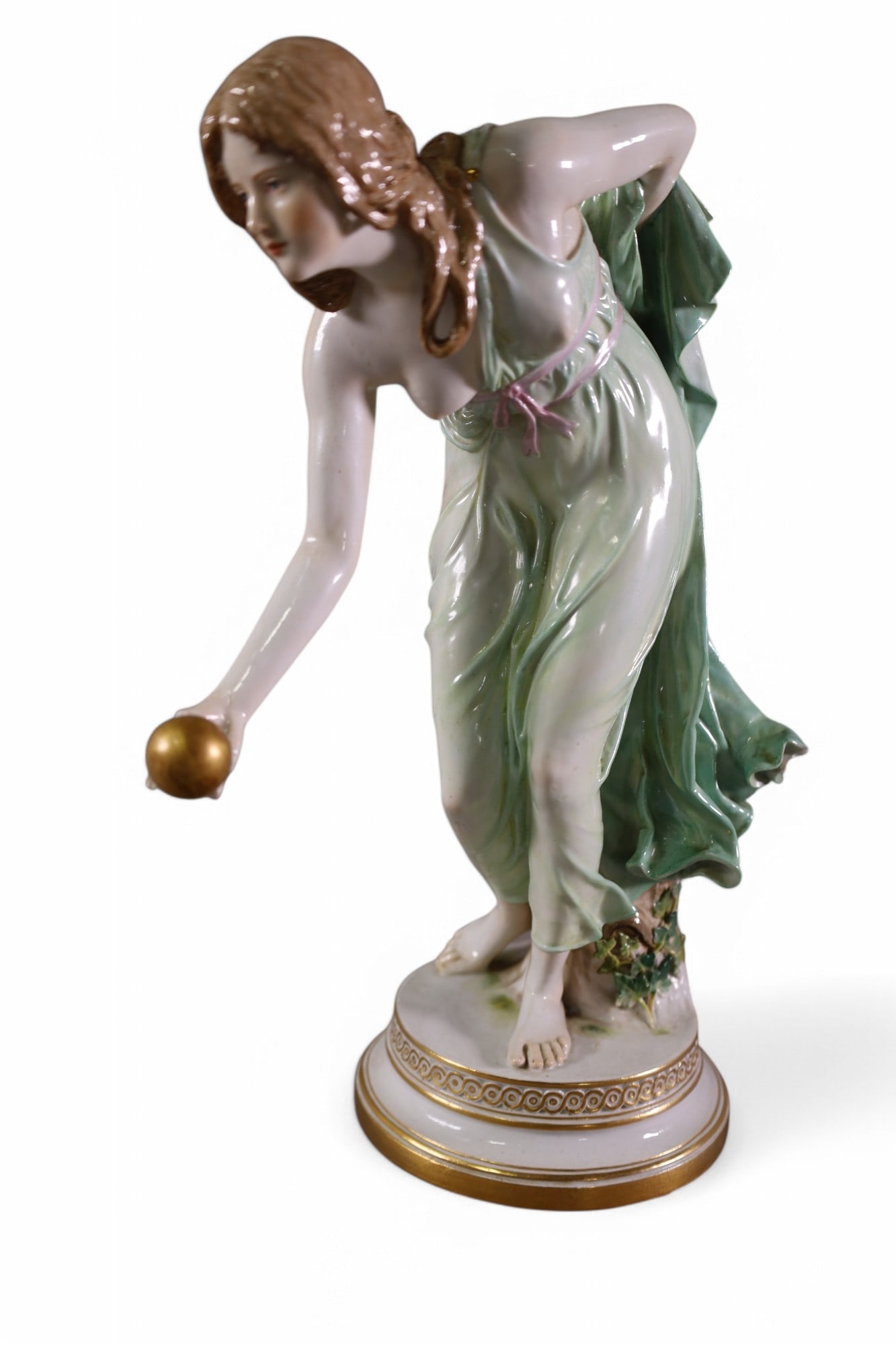 MEISSEN KUGELSPIELERIN FIGURE: PORCELAIN MEISSEN KUGELSPIELERIN FIGURE, MARKED. DAMAGE TO FINGERS. 12" H.