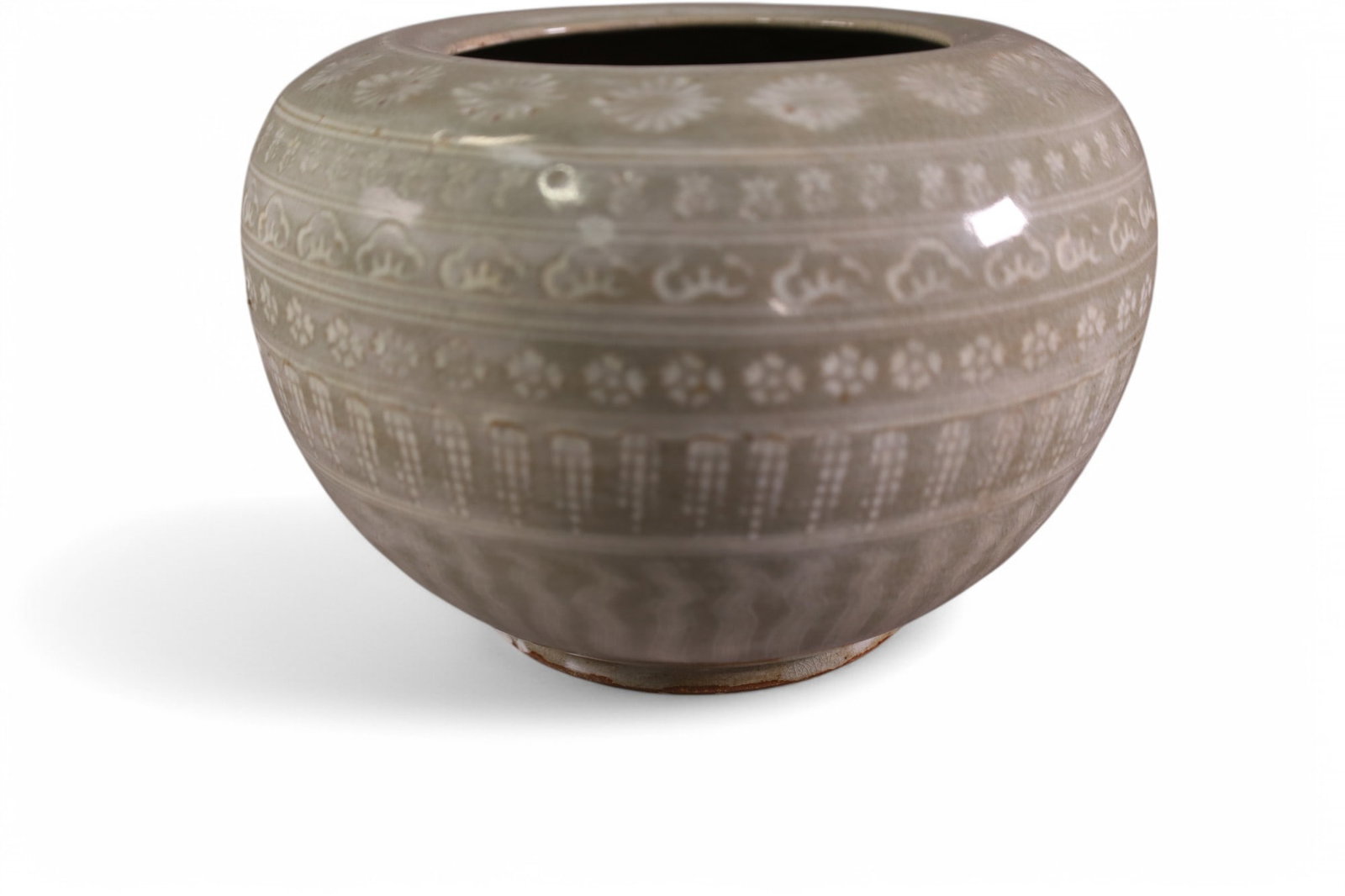 KOREAN PORCELAIN CELEDON BOWL: KOREAN CELEDON GLAZED PORCELAIN BOWL, 8 DIAM x 6" H.