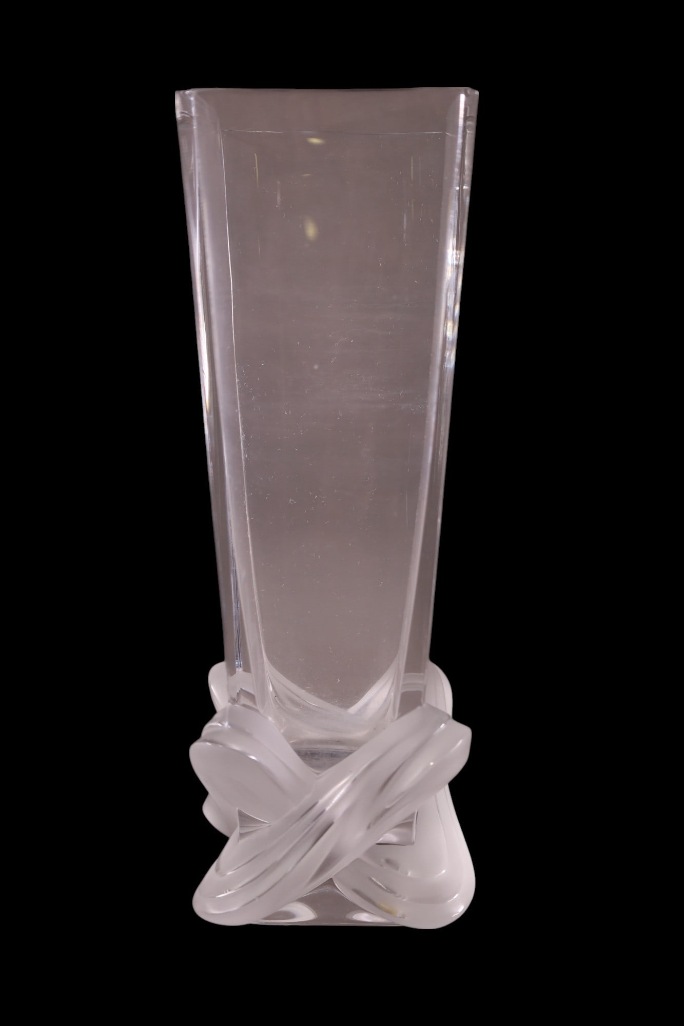 LALIQUE LUCCA VASE (1 of 2)