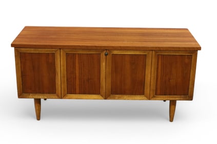 MID CENTURY LANE CEDAR CHEST