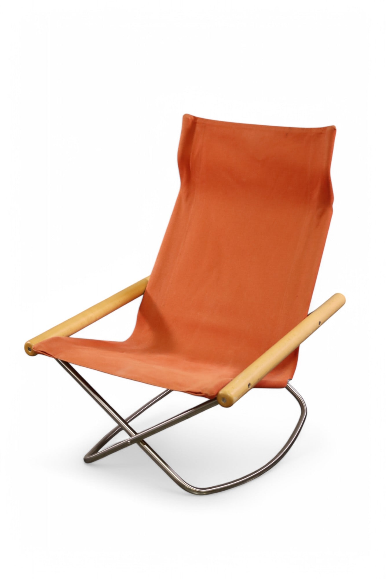 VINTAGE FOLDING ROCKING CHAIR (1 of 3)