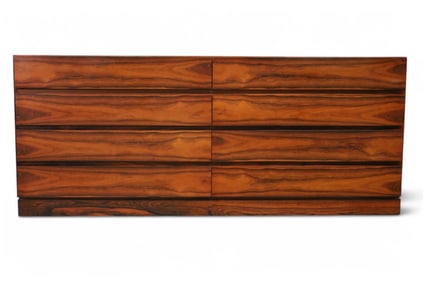 ARNIE WAHL IVERSEN VENDE ROSEWOOD DRESSER
