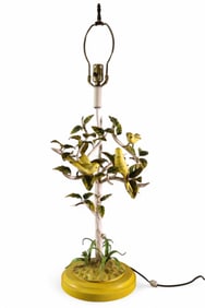 PAINTED METAL BIRD LAMP