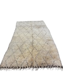 APPROX 7' x 12' 5" HANDMADE WOOL RUG