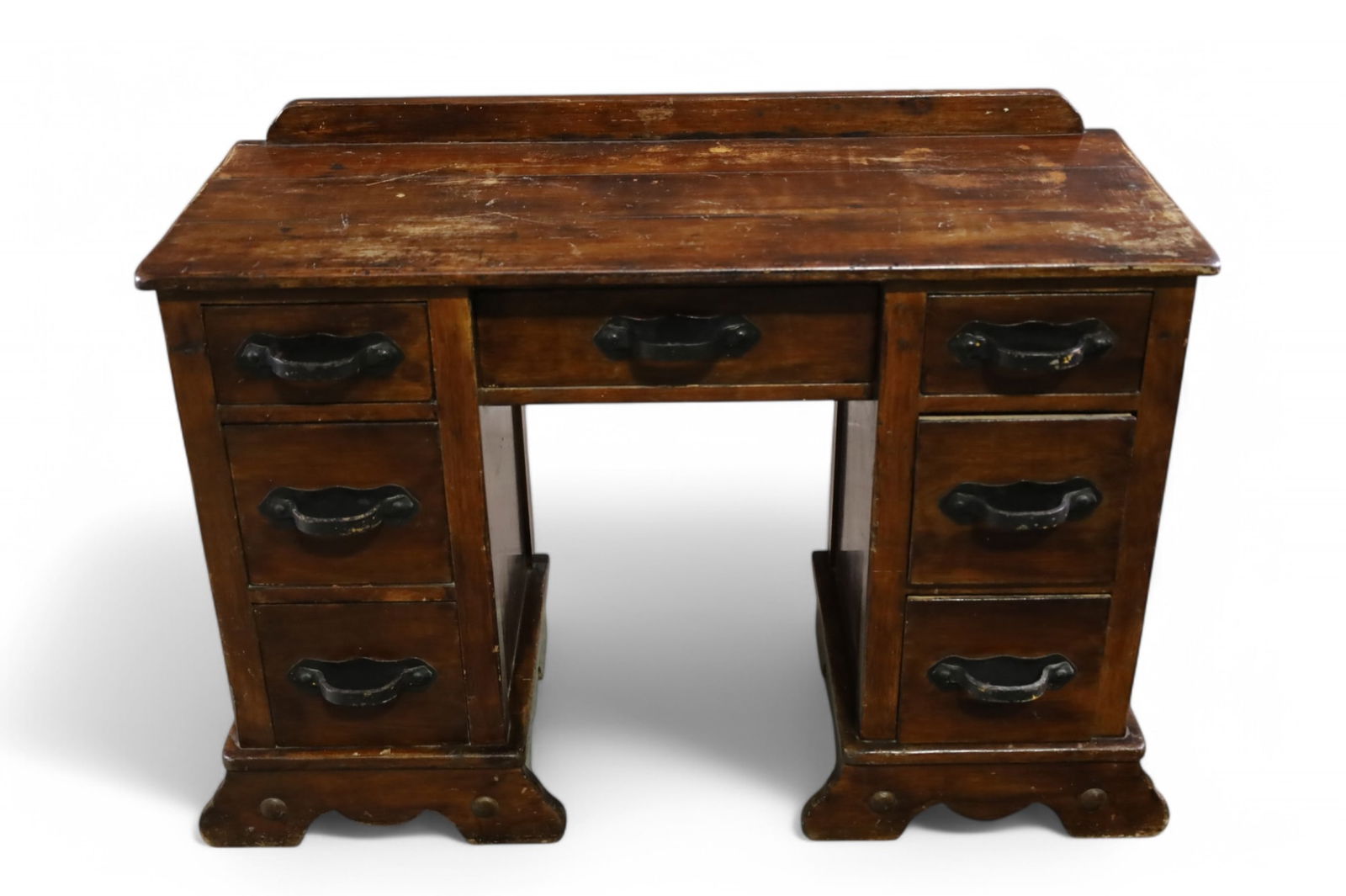 MONTEREY VANITY (1 of 5)