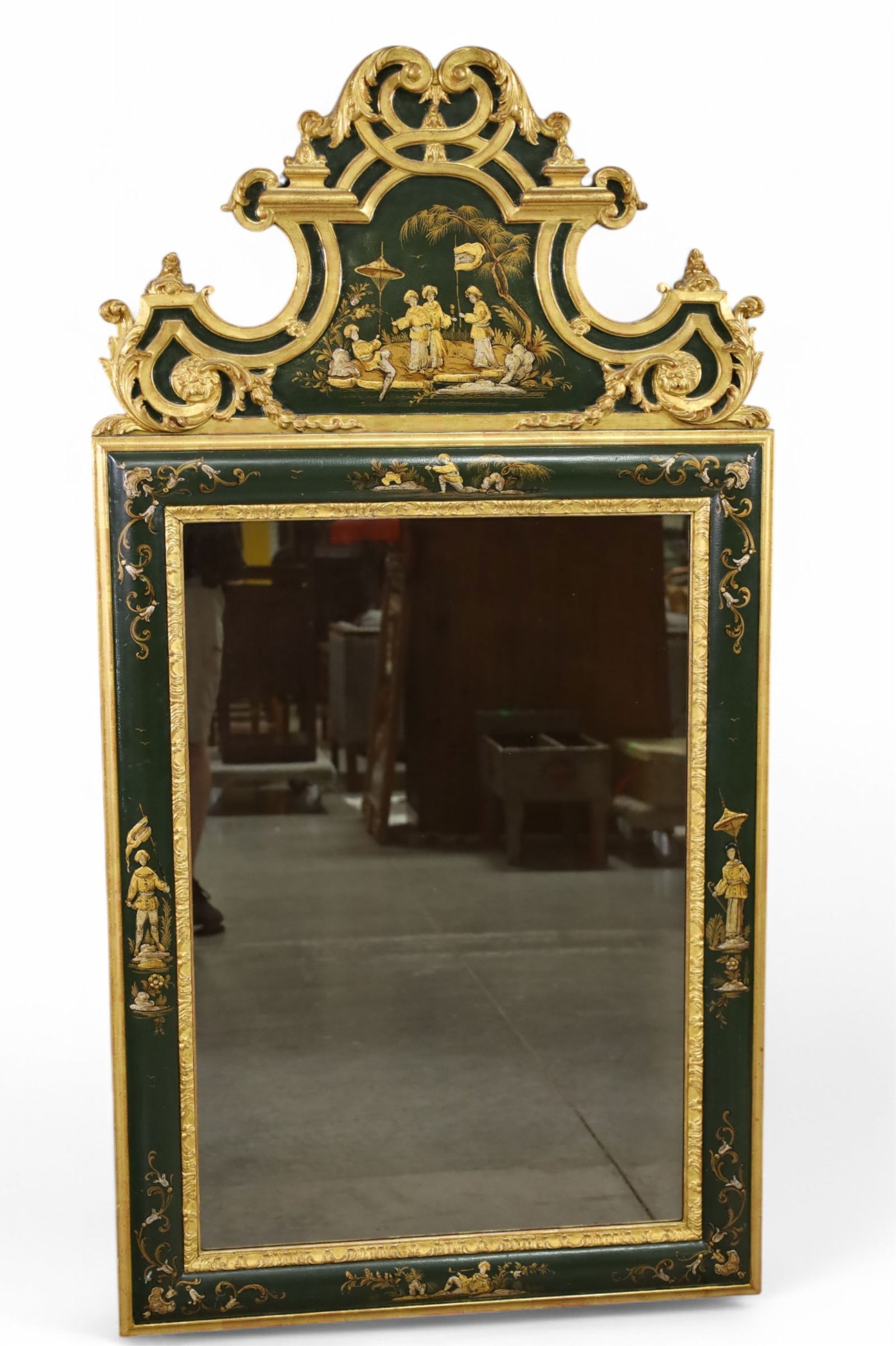LARGE CHINOISERIE WALL MIRROR (1 of 2)