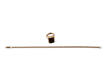 GOLD BRACELET & INTAGLIO RING