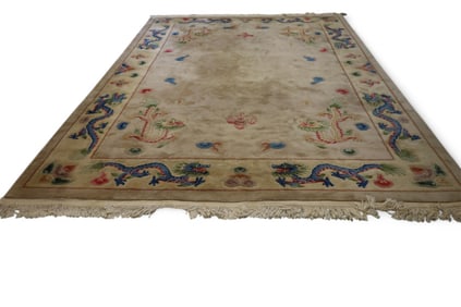 APPROX 8' 10" x 11' 10" CHINESE WOOL RUG