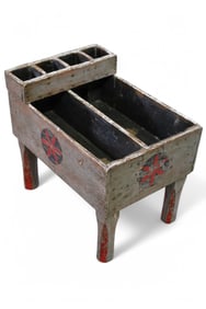 PRIMITIVE SHOE SHINE STAND
