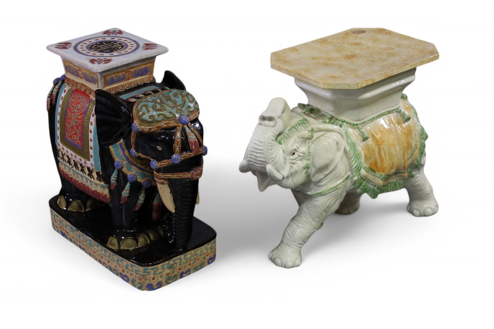 2 GARDEN SEATS (1 of 3)