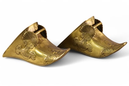 DECORATIVE BRASS STIRRUPS