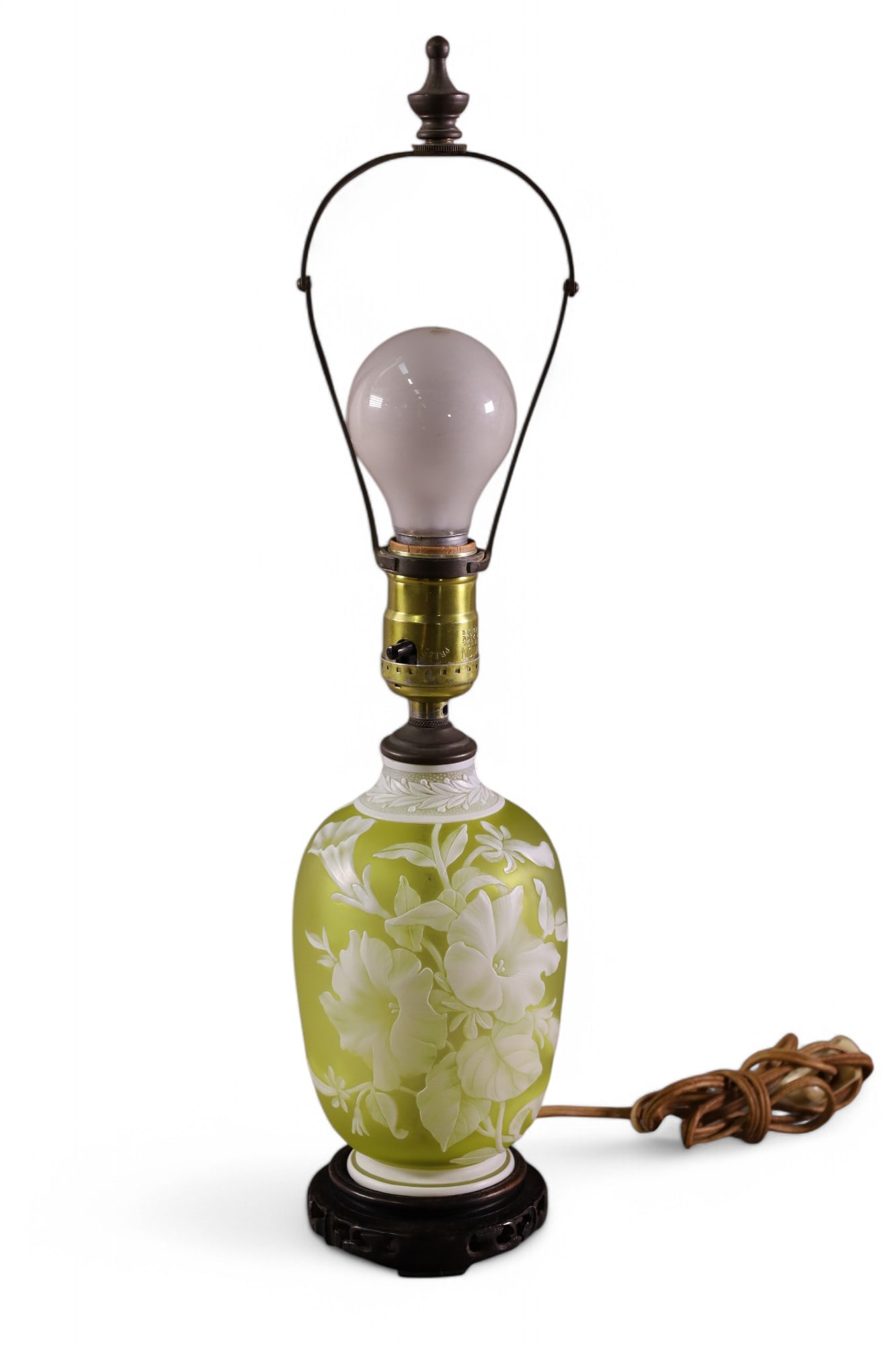 WEBB TABLE LAMP: WEBB CAMEO GLASS, FLORAL DECORATED TABLE LAMP. SMALL INTERIOR CRACK NEAR BASE. 17" H.