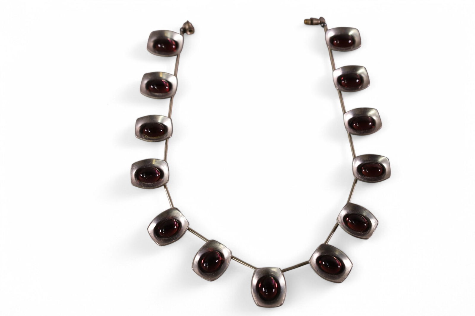 GEORG JENSEN PEWTER NECKLACE: GEORG JENSEN PEWTER NECKLACE WITH AMETHYST. 13" L