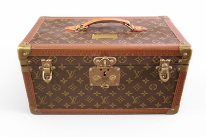 LOUIS VUITTON LV COSMETIC CASE
