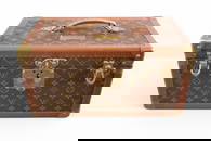 LOUIS VUITTON LV COSMETIC CASE