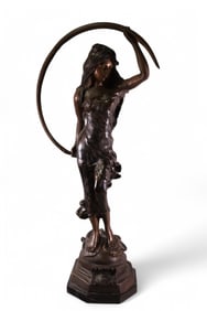 LARGE LADY BRONZE