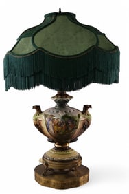 PORCELAIN TABLE LAMP